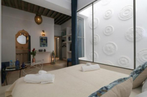 Riad103 piscine Rooftop, jacuzzi & hammam SPA